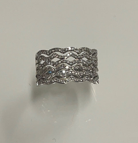 Bague 54 Bague Or blanc et diamants 58 Facettes 20400000427