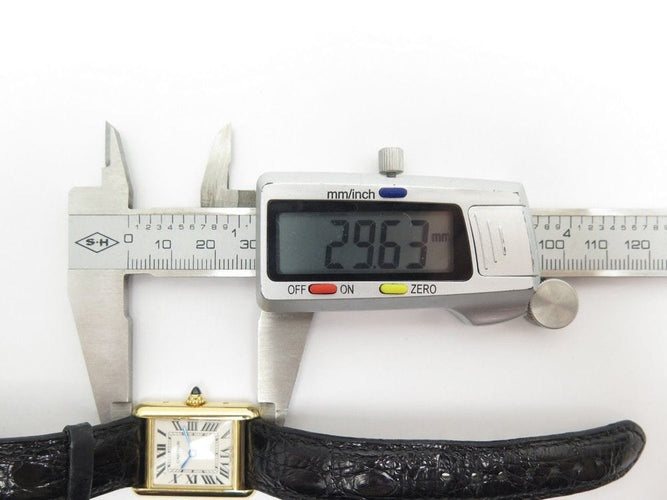 Montre montre tank louis CARTIER 2442 quartz 30 mm en or 18k crocodile 58 Facettes 220473