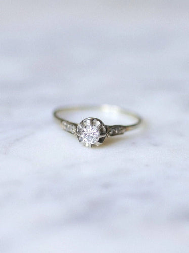 Bague solitaire Art Déco en or blanc, platine, et diamant 58 Facettes