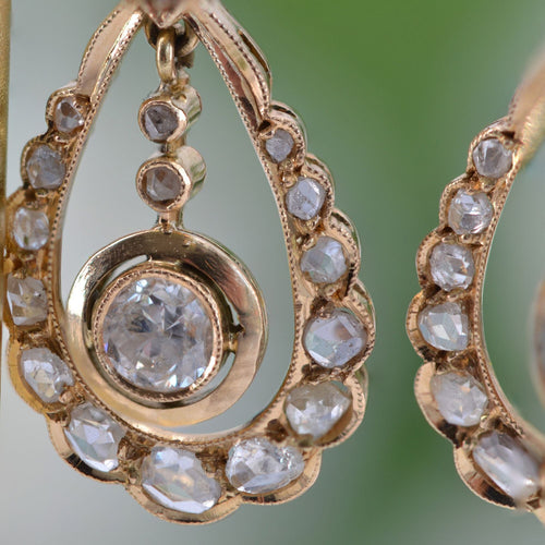 Boucles d'oreilles Pendants d'oreilles anciens or jaune diamants 58 Facettes 22-056