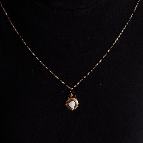Collier Collier pendentif Or Camée Agate et Perles 58 Facettes