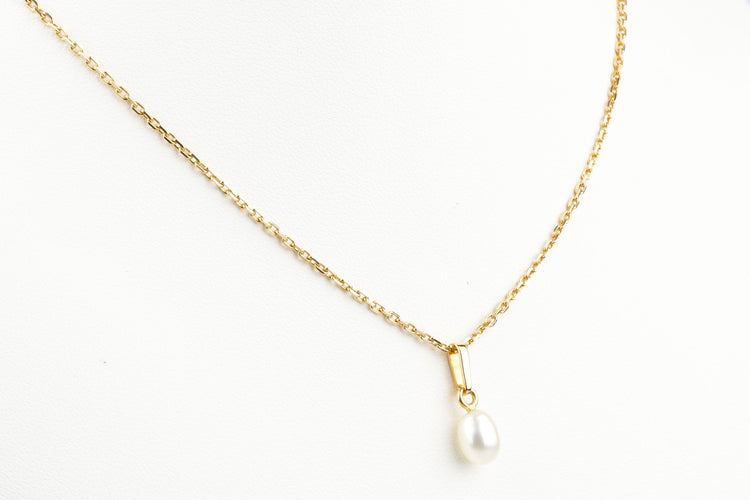 Collier Collier et pendentif perle en or jaune 58 Facettes 21PERLE-62