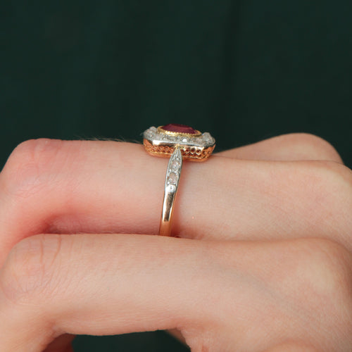 Bague 59.5 Bague Marguerite diamants et rubis 58 Facettes P5L3