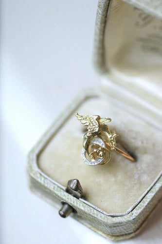 Bague Bague ancienne chimère en or et diamants 58 Facettes