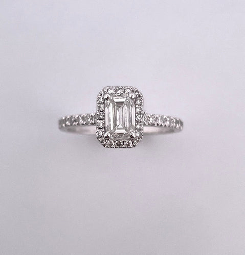 Bague Bague Solitaire diamant taille émeraude 0.80ct 58 Facettes