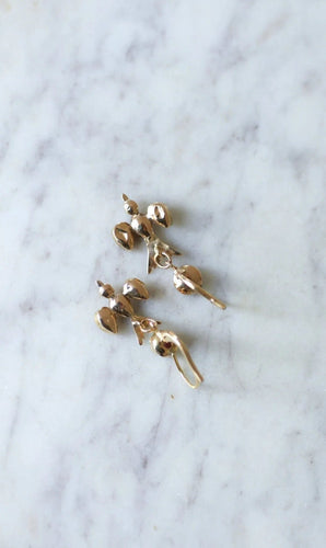 Boucles d'oreilles Boucles d'oreilles pendantes Colombes Or Grenats 58 Facettes