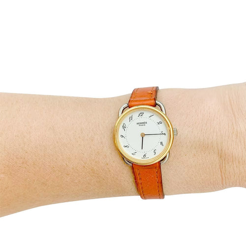 Montre Montre Hermès, "Arceau", plaqué or et acier sur cuir. 58 Facettes 31969