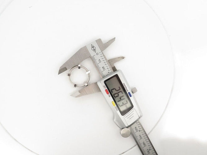 Bague 54 bague CARTIER ecrou en or blanc 58 Facettes 258780