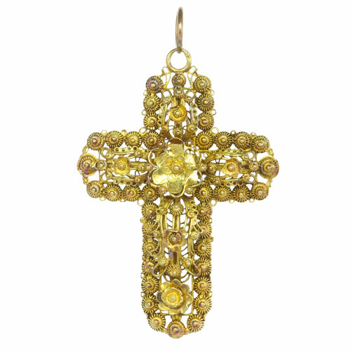 Pendentif Pendentif croix en filigrane d'or 58 Facettes 22298-0347