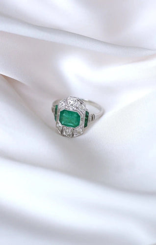 Bague Bague Art Déco émeraude, diamants 58 Facettes