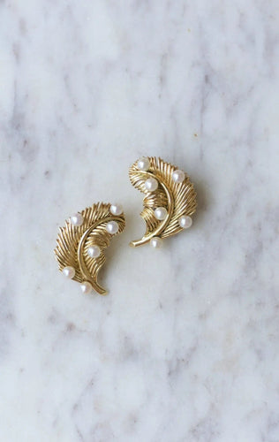 Boucles d'oreilles Clips d'oreille or jaune et perles 58 Facettes