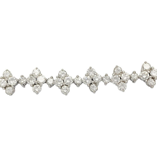 Bracelet Bracelet fleurettes en or blanc et diamants. 58 Facettes 31830