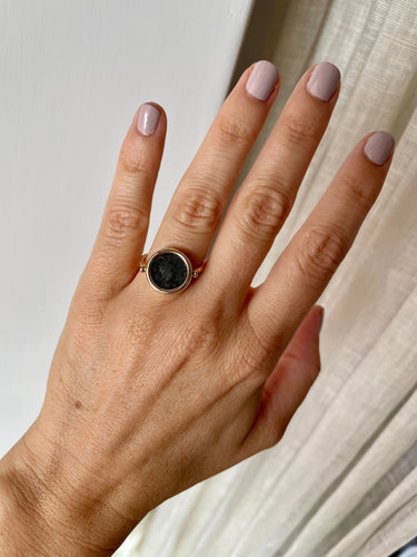 Bague 53 Bulgari - Bague Flip en Or "Monete" Ancienne Pièce 58 Facettes