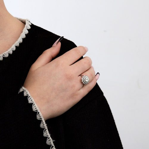 Bague 54 Bague Fleur Vintage Diamants 58 Facettes 1950