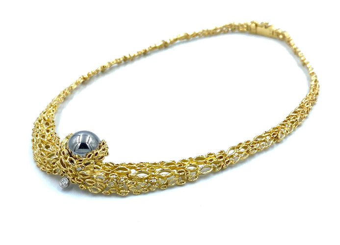 Collier GILBERT ALBERT. Collier or jaune, diamant et billes interchangeables 58 Facettes