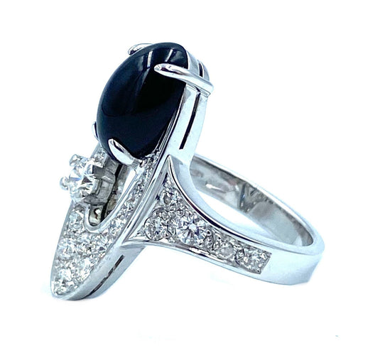 Bague BVLGARI. Bague Elisia or blanc diamants et onyx 58 Facettes