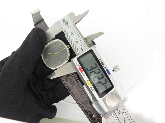 Montre vintage montre CHRISTIAN DIOR automatique 32 mm or et acier 58 Facettes 250449