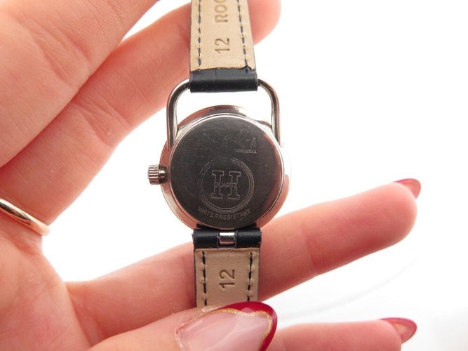 Montre vintage montre HERMES arceau 25mm plaque or bracelet cuir crocodile quartz 58 Facettes 256219