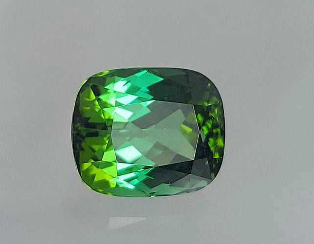 Gemstone Tourmaline verte 4,70cts 58 Facettes 77