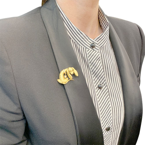 Broche Broche vintage "Teckel", or jaune, diamants. 58 Facettes 32545