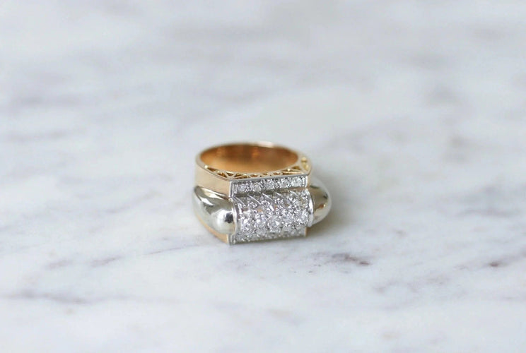 Bague Chevalière or rose et platine diamants 58 Facettes