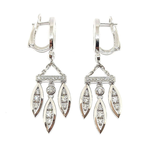 Boucles d'oreilles Pendants d'oreilles CHAUMET en Or blanc & diamants 58 Facettes
