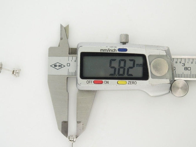 Boucles d'oreilles boucles d'oreilles TIFFANY & CO puces platine diamants 1.52ct ears 58 Facettes 253647