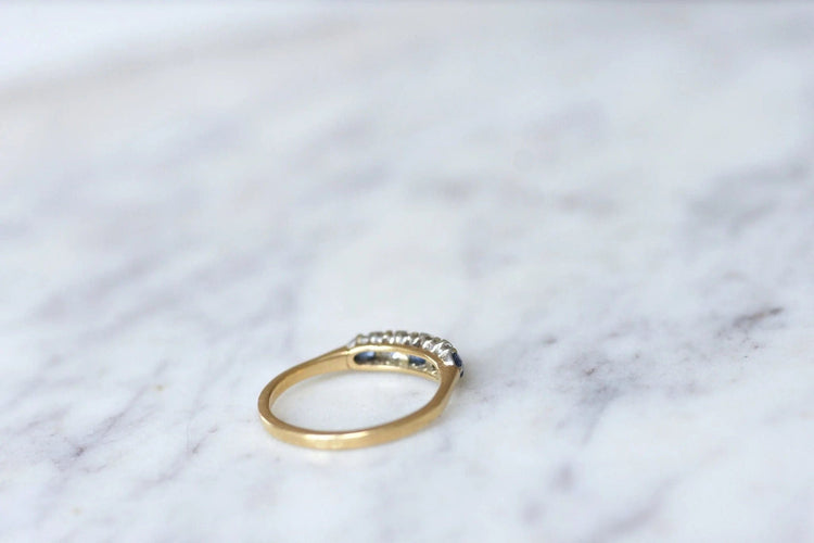 Bague Bague jarretière saphirs et diamants 58 Facettes