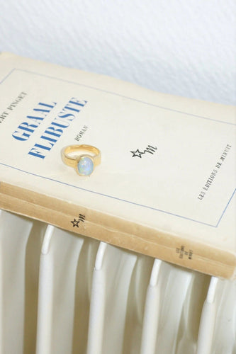 Bague Bague or et opale cabochon 58 Facettes