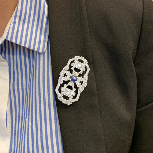 Broche Broche Art Déco en platine, or blanc, saphir et diamants. 58 Facettes 31225