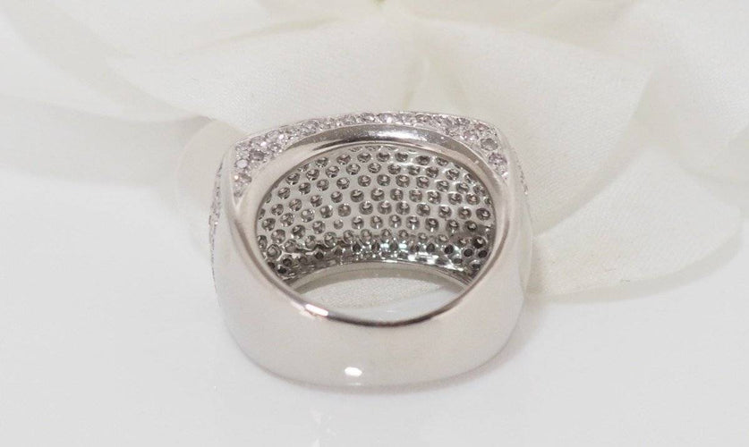 Bague 52 Bague bandeau en or blanc et diamants 58 Facettes 31369