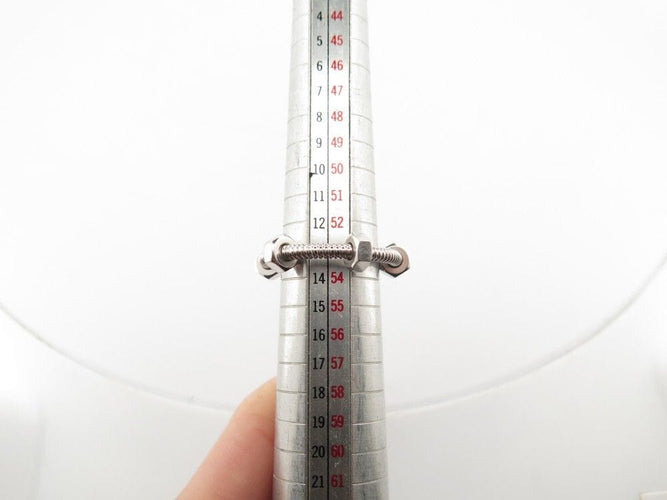 Bague 54 bague CARTIER ecrou en or blanc 58 Facettes 258780