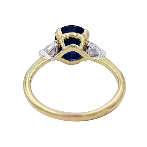 Bague 54 Bague saphir ovale, diamants troïdas. 58 Facettes 32438