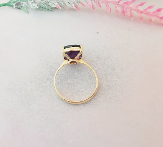 Bague Bague Spinelle mauve en Solitaire Or Jaune 58 Facettes AA 1497