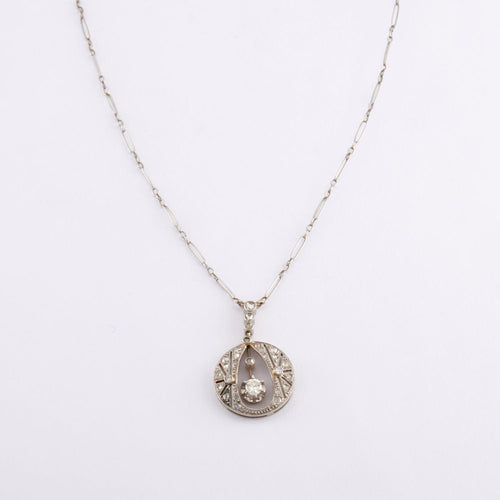 Collier Collier Art Déco en or gris, diamants 58 Facettes