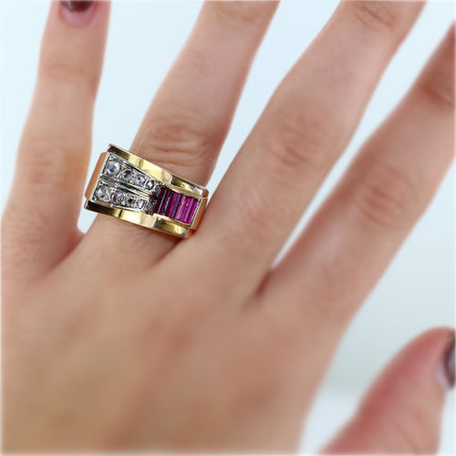 Bague 53 Bague Tank or jaune pierres rouges 58 Facettes