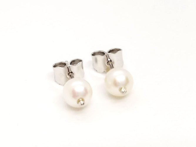Boucles d'oreilles Boucles d'oreilles Puces Or blanc Perle 58 Facettes 812402CD