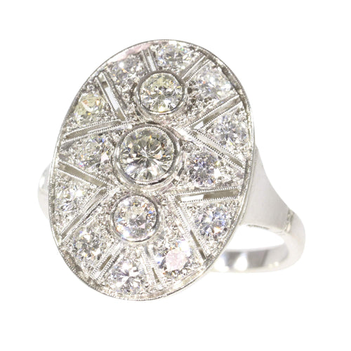 Bague 58 Romance éternelle : bague Art Déco en platine et diamants des années 1950 58 Facettes 24002-0085