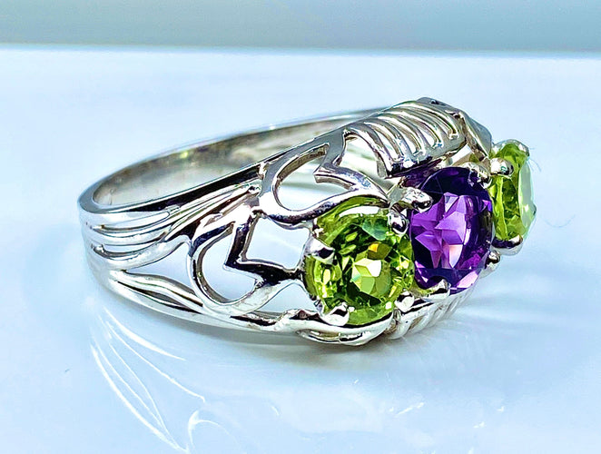 Bague 58 Bague péridots et améthyste 58 Facettes AB247