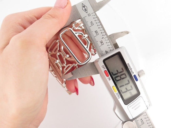 Bracelet bracelet HERMES abstract large 18 cm en argent massif 925 101gr 58 Facettes 256678