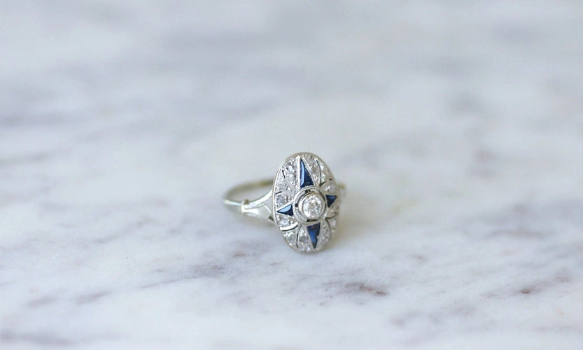 Bague Bague Art Deco en Or blanc & diamants 58 Facettes