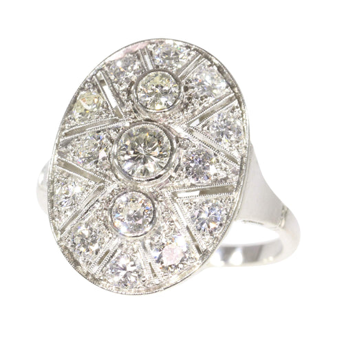 Bague 58 Romance éternelle : bague Art Déco en platine et diamants des années 1950 58 Facettes 24002-0085