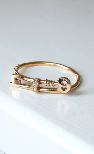 Bracelet Bracelet jonc clé en or rose 58 Facettes