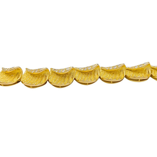 Bracelet Bracelet en or jaune et diamants. 58 Facettes 31269