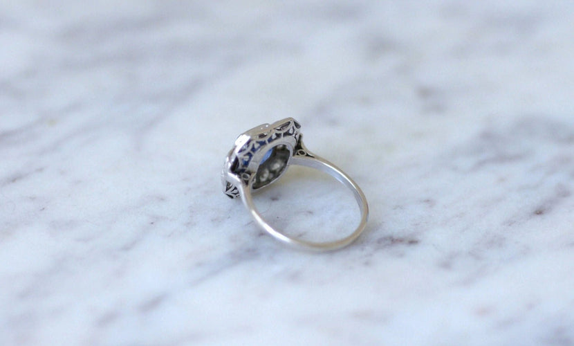 Bague Bague Art Déco saphir de Ceylan entourage diamants 58 Facettes