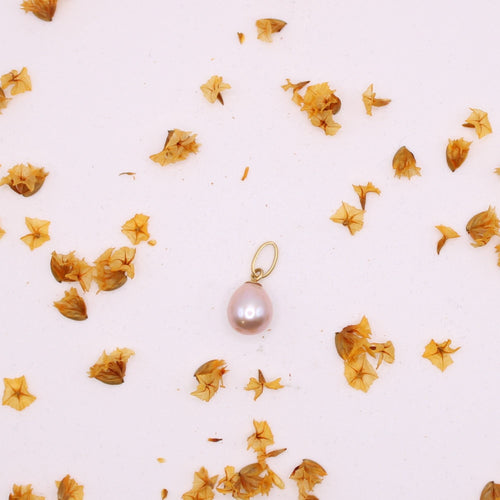 Pendentif Pendentif Perle rose goutte sur or jaune 58 Facettes