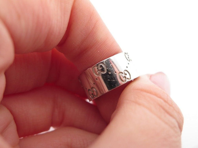 Bague 52 bague GUCCI icon monogramme gg en or blanc 18k 58 Facettes 256723