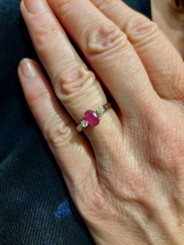 Bague 55 Bague Or blanc Rubis Diamants 58 Facettes 076901