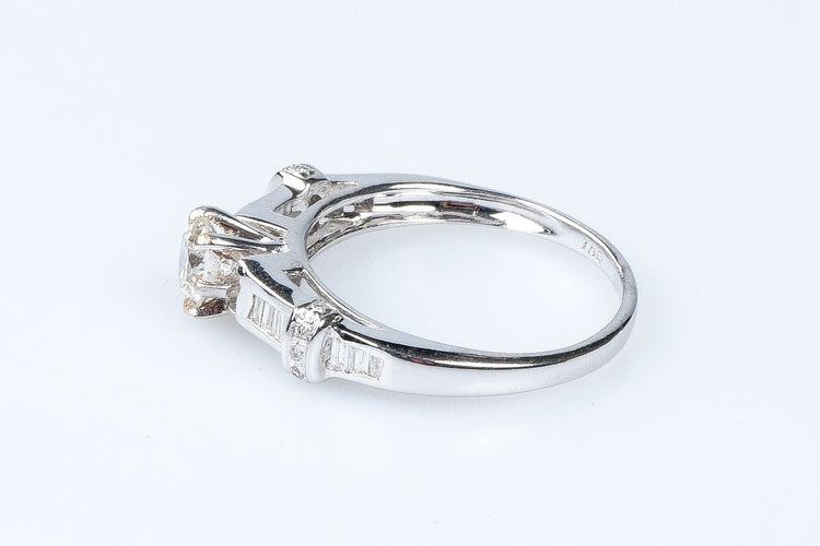 Bague 54 Bague diamant en or blanc 58 Facettes 111.17357-12