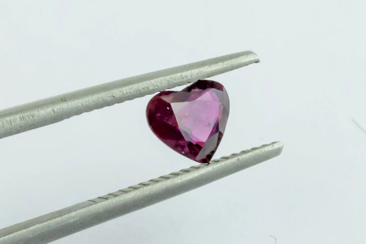 Gemstone Rubis 1.03cts chauffé de Birmanie certificat GFCO 58 Facettes 245